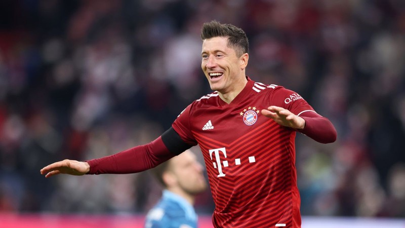 Lewandowski cân bằng kỷ lục vô tiền khoáng hậu của Muller - ảnh 3