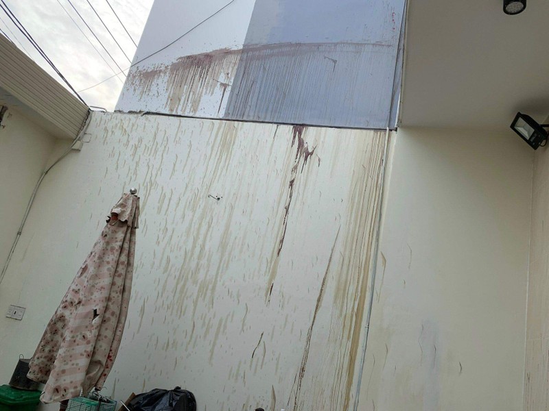 Công an TP Thủ Đức điều tra việc một căn nhà bị tạt chất bẩn 7 lần - ảnh 1