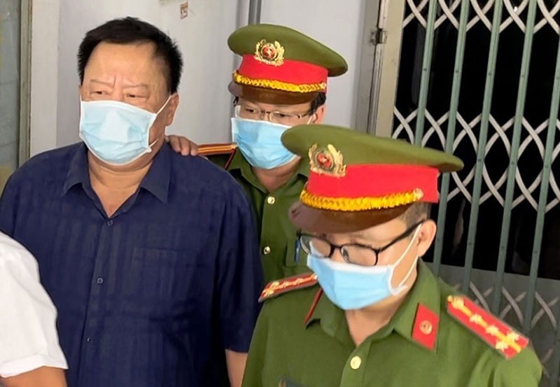 Đề nghị truy tố 2 cựu chủ tịch Khánh Hòa cùng 5 cựu lãnh đạo - ảnh 5
