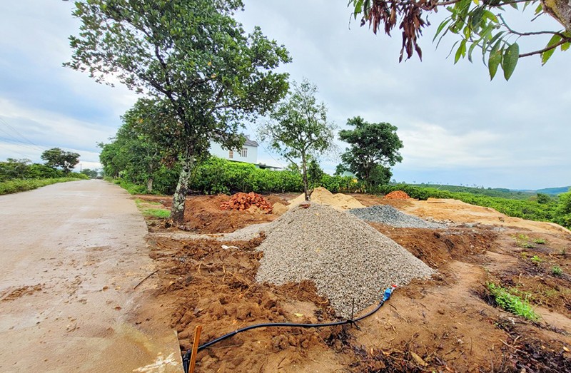 Kon Tum: Chủ nhiệm Ủy ban kiểm tra huyện ủy bị phạt vì hủy hoại đất