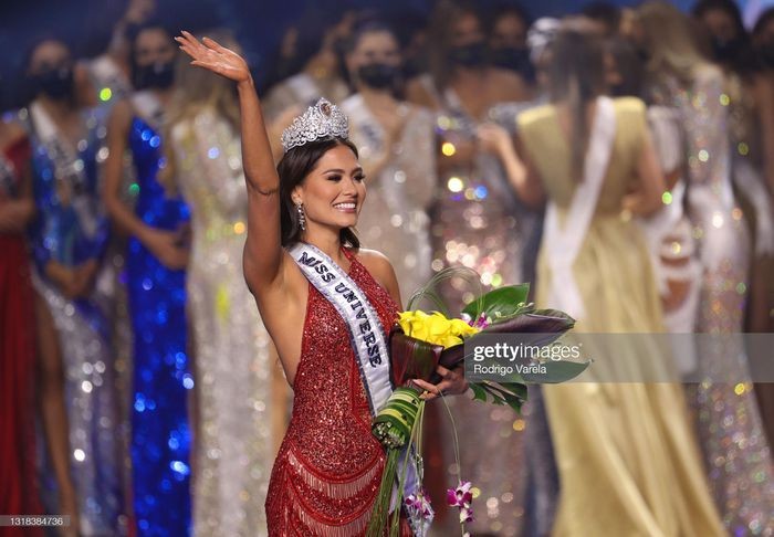Ngắm người đẹp Mexico Andrea Meza - tân Hoa hậu Hoàn vũ 2020 - ảnh 2