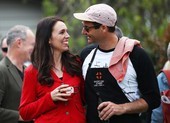 Thủ tướng New Zealand bất ngờ công bố tin đính hôn