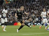 Ajax quá ‘bén’, Tottenham quá ‘cùn’