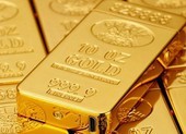 Mặc kệ giá tăng, 'cá voi' miệt mài bán vàng