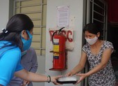 Ấm lòng những suất cơm miễn phí cho người nghèo mùa dịch