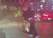 Khởi tố vụ tài xế xe bán tải đánh người nhắc dừng xe lâu