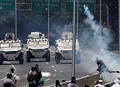 Nga-Mỹ leo thang căng thẳng vì Venezuela