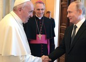 Ông Putin và Đức Giáo hoàng gặp nhau để bàn chuyện gì?