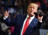 Ông Trump lần đầu tiên tranh cử qua điện thoại