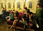 Cán bộ ngân hàng, cô giáo, kiểm lâm trong 'tiệc' ma túy cỏ