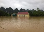 37 xã miền Trung chìm trong lũ, 11 người chết và mất tích,