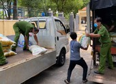 Tấm lòng của Công an phường Hiệp Phú với bà con giữa mùa dịch COVID-19
