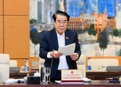 Cử tri đề nghị xử lý nghiêm tình trạng ‘bán chui' cổ phiếu