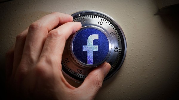 Kiện đòi Facebook 123 triệu USD vì không gỡ nội dung “đồi trụy” ảnh 1