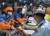 Shipper bị phạt, hãng xe công nghệ AhaMove có phải hoàn tiền phạt?