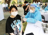 BS Trương Hữu Khanh: Chưa vội tiêm vaccine cho trẻ từ 5-11 tuổi