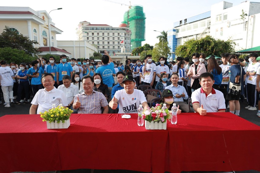 런투게더 사진 2로 '함께 건강하게' 달리세요