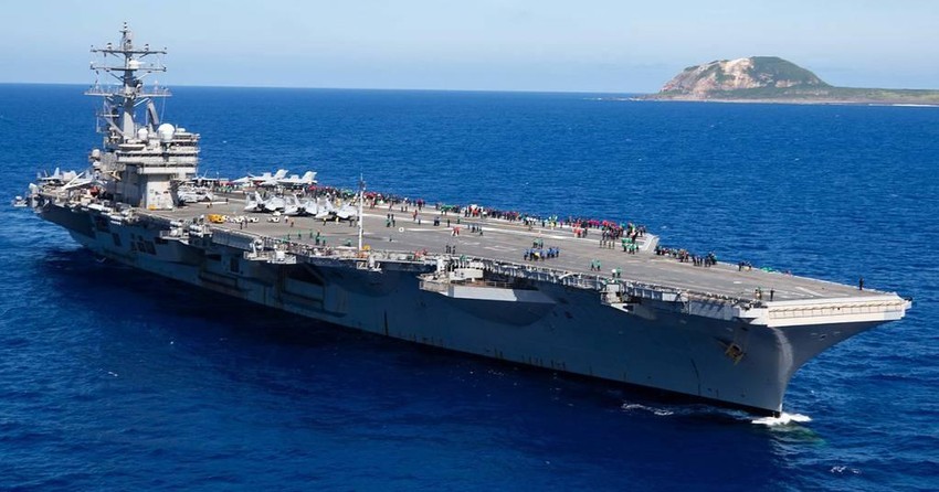 SCMP: Tàu sân bay Mỹ, tàu chiến Trung Quốc xuất hiện trên Biển Đông trong bối cảnh bà Pelosi có khả năng thăm Đài Loan ảnh 1