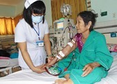 Người ta trò chuyện những gì khi đến phòng chạy thận?