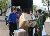 Thành đoàn Đà Nẵng trao quà hỗ trợ các khu cách ly tập trung
