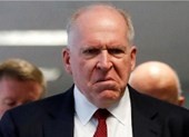 Ông Trump tính rút quyền miễn trừ an ninh 6 quan chức Obama