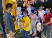 Việt Nam chưa tính đến việc công bố hết dịch COVID-19