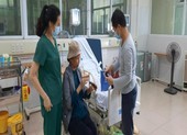 Bệnh nhân COVID-19 nặng nhất miền Bắc xuất viện bay về TP.HCM
