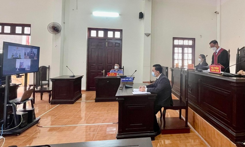 Tòa án quận Tân Phú tổ chức phiên xử trực tuyến đầu tiên  ảnh 1