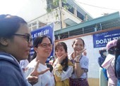 'Ai đã đặt tên cho dòng sông' làm khó thí sinh