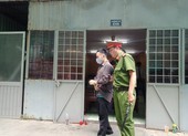 Dùng dao cạo râu 'xử' vợ vì nghi có nhân tình