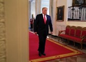 Ông Trump: Sẽ khiến Iran 'thắc thỏm' về chiến tranh
