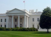 Phục vụ riêng nhiễm COVID-19, ông Trump sẽ xét nghiệm lại