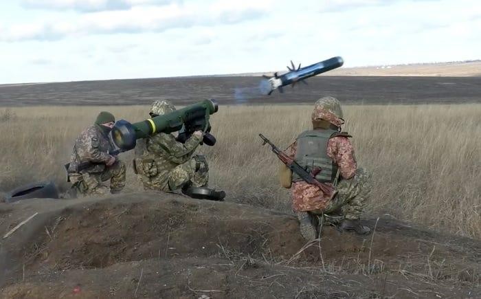 Nga nói chiến dịch quân sự tại Ukraine xóa tan huyền thoại 'siêu vũ khí' của phương Tây ảnh 1