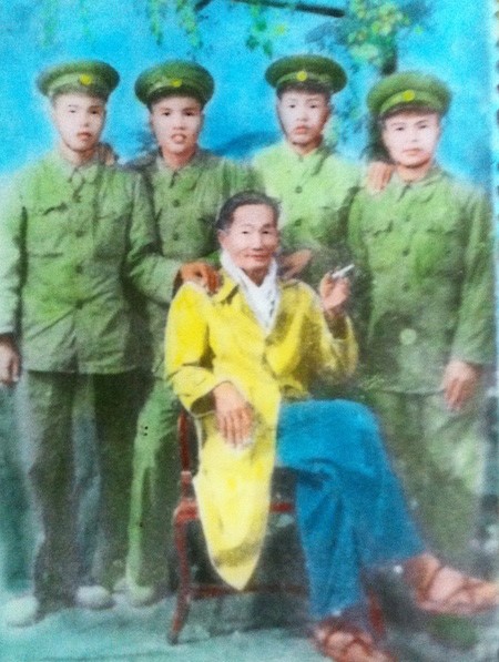 5 cha con cụ Hồ Kỷ gặp nhau tại Hà Nội.
