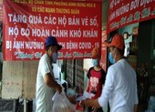 Bình Tân: 1.100 phần quà đến tay người nghèo bán vé số