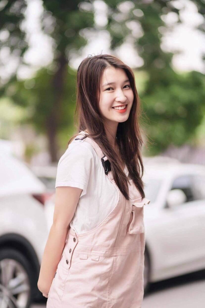 Ngắm Phương Nhi - thí sinh có vòng eo nhỏ nhất tại Misss World Vietnam 2022 ảnh 2