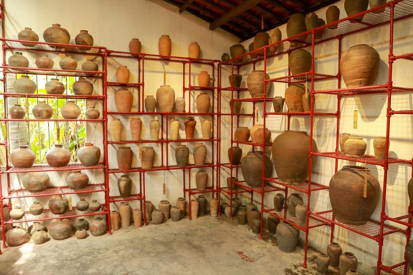 Chùm ảnh: Du khách thích thú với bảo tàng gốm cổ sông Hương ảnh 2