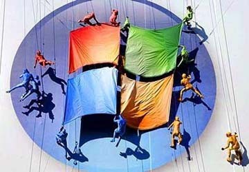 Microsoft bán kỷ lục 90 triệu bản Windows 7 ảnh 1