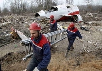 Khởi tố một quan chức vì vụ máy bay Ba Lan rơi ảnh 1