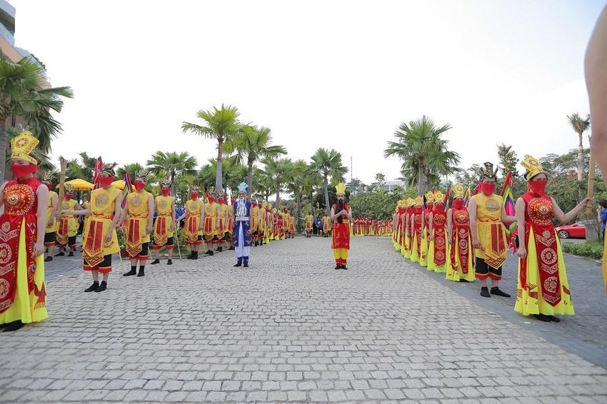 Lễ giỗ Tổ đặc biệt tại trường Đại học Văn Lang ảnh 2