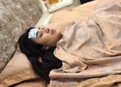 Tố My sốt cao, phải truyền nước biển vì miệt mài tập luyện