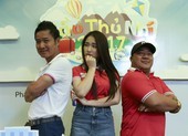 Hoà Minzy, Hiếu Hiền làm bảo mẫu cho cầu thủ nhí