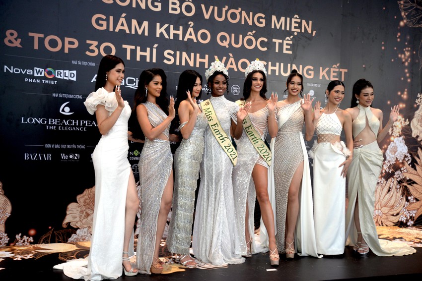 มงกุฏ Miss Ethnics of Vietnam จาก 54 เม็ดวาววับ รูปที่ 3