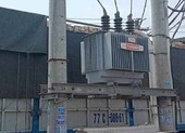 1 tài xế xe tải chết thảm trên bình điện hạ thế
