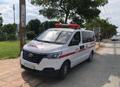 Một xe cấp cứu 'thông chốt' kiểm tra Quốc lộ 51