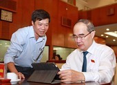 Họp không giấy: Tương tác nhanh, tiết kiệm
