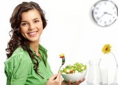 Kế hoạch ăn uống giúp tăng cường miễn dịch khi làm việc ở nhà