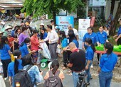 Đổi rác thải lấy nhiều vật phẩm hữu ích