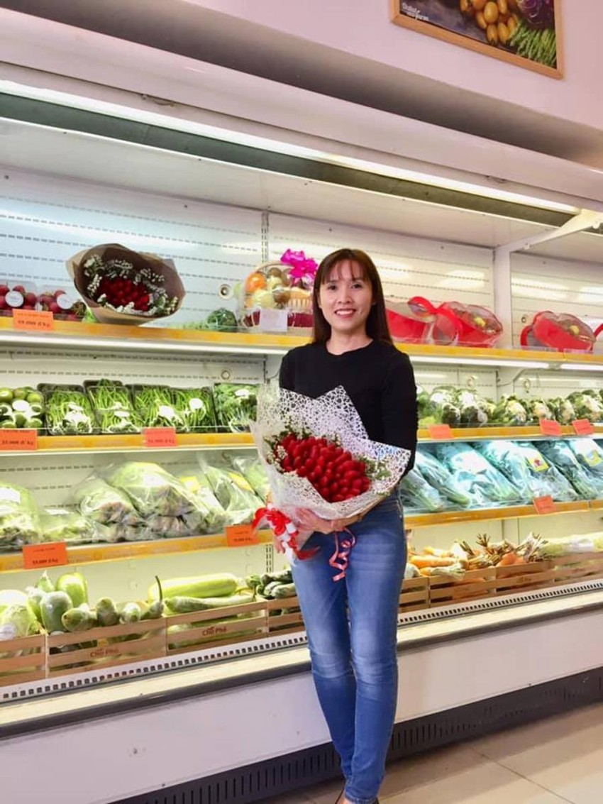 Lễ tình nhân 2019: Hoa... ăn được bán chạy như 'tôm tươi' ảnh 1