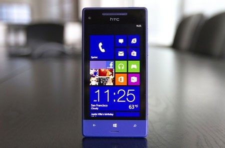 HTC khẳng định sẽ tiếp tục giữ mối quan hệ đối tác với Microsoft.
